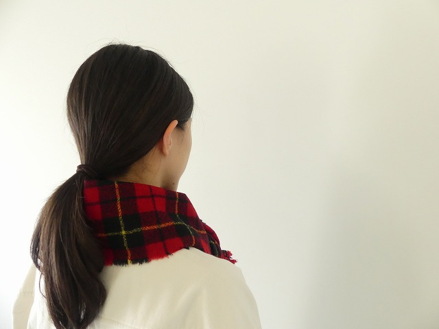 R&D.M(オールドマンズテーラー)  WOOL TARTAN CHECK MUFFLERの商品画像6