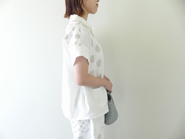 快晴堂(かいせいどう) Girls 水玉ダンガリーのインディゴとホワイト　丸衿半袖シャツの商品画像5