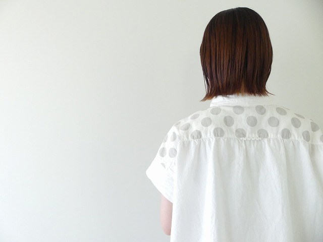 快晴堂(かいせいどう) Girls 水玉ダンガリーのインディゴとホワイト　丸衿半袖シャツの商品画像6