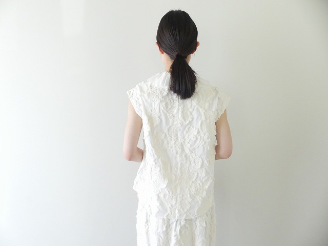 R&D.M(オールドマンズテーラー) B.C.J RUFFLED COLLAR NO SLEEVE BLOUSEの商品画像4