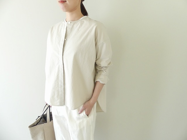 evam eva(エヴァムエヴァ) cotton no collar shirtの商品画像1