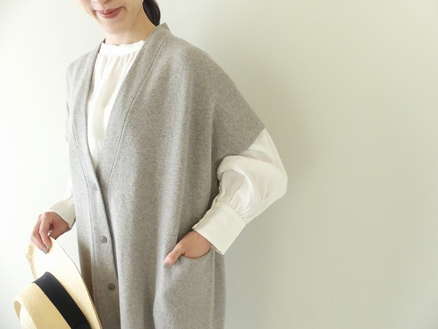 evam eva(エヴァムエヴァ) wool robe vestの商品画像1