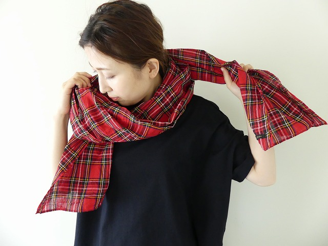 R&D.M(オールドマンズテーラー) LINEN TARTAN CHECK STOLEの商品画像1