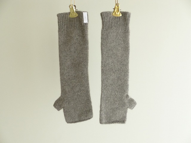 evam eva(エヴァムエヴァ) evam eva vie (エヴァムエヴァヴィー)　cashmere arm warmer(V002G044)の商品画像7