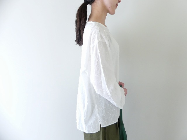 vb CIRCLE CUT JACQUARD T-BLの商品画像4