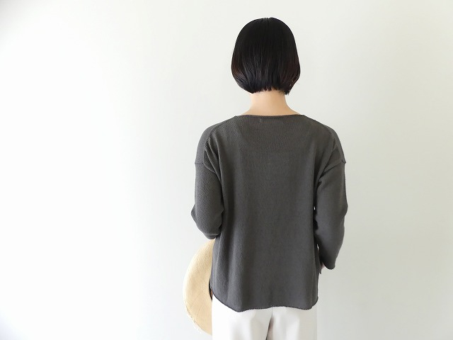 evam eva(エヴァムエヴァ) ramie cotton v neck pulloverの商品画像4