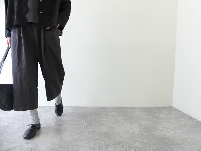 evam eva(エヴァムエヴァ) water linen cropped pantsの商品画像1