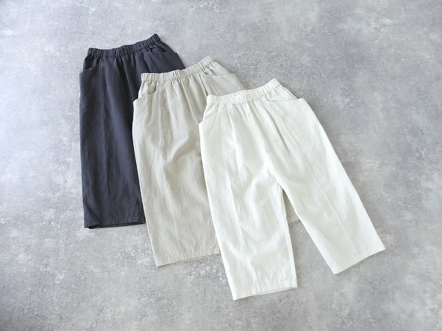 evam eva(エヴァムエヴァ) water linen cropped pantsの商品画像10