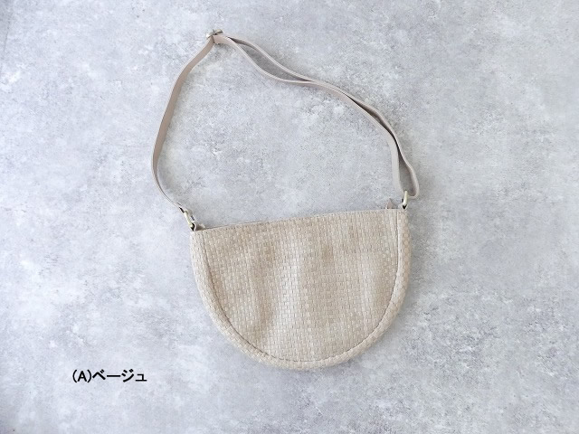 KYUCA(キューカ) HAlf Moon Shoulder bag 半月型ショルダーバッグの商品画像8