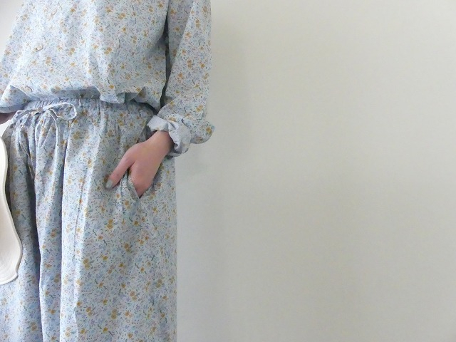 ARMEN(アーメン) COTTON FLOWER PRINT GATHERED EASY PANTS WITH LININGの商品画像4