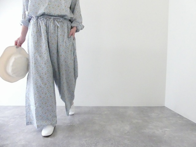 ARMEN(アーメン) COTTON FLOWER PRINT GATHERED EASY PANTS WITH LININGの商品画像8