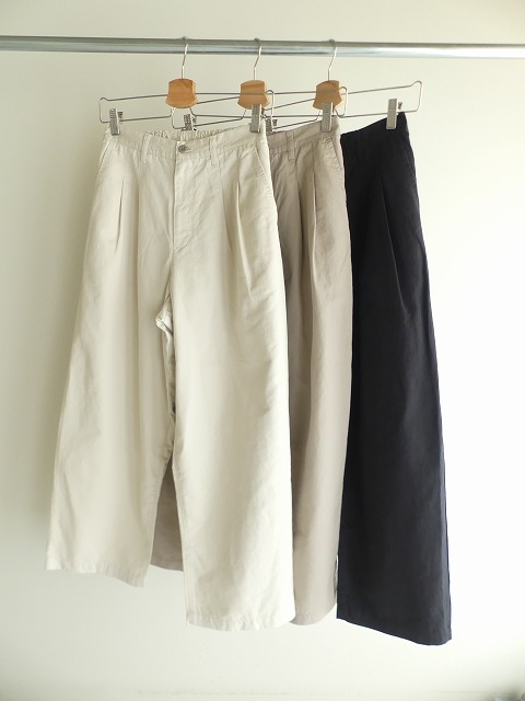 NATURAL LAUNDRY コットンリネンカルゼビッグチノパンツおまとめ2点