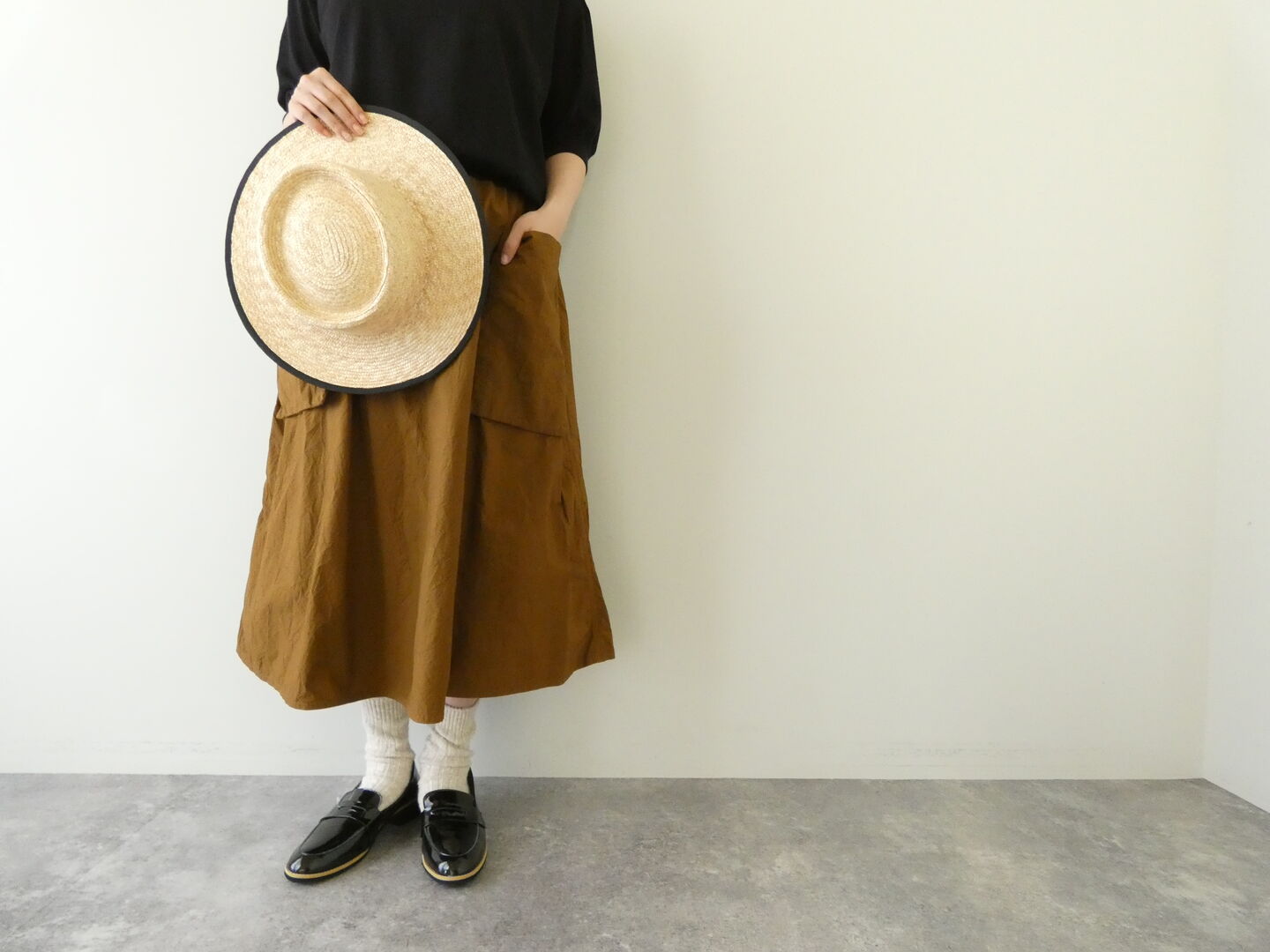 R&D.M.Co-(オールドマンズテーラー) SHRINK COTTON GARMENT DYE POCKET SKIRT Msize(OLD8228) R&D.M.Co-(オールドマンズテーラー) SHRINK COTTON GARMENT DYE POCKET SKIRT Msize(OLD8228)